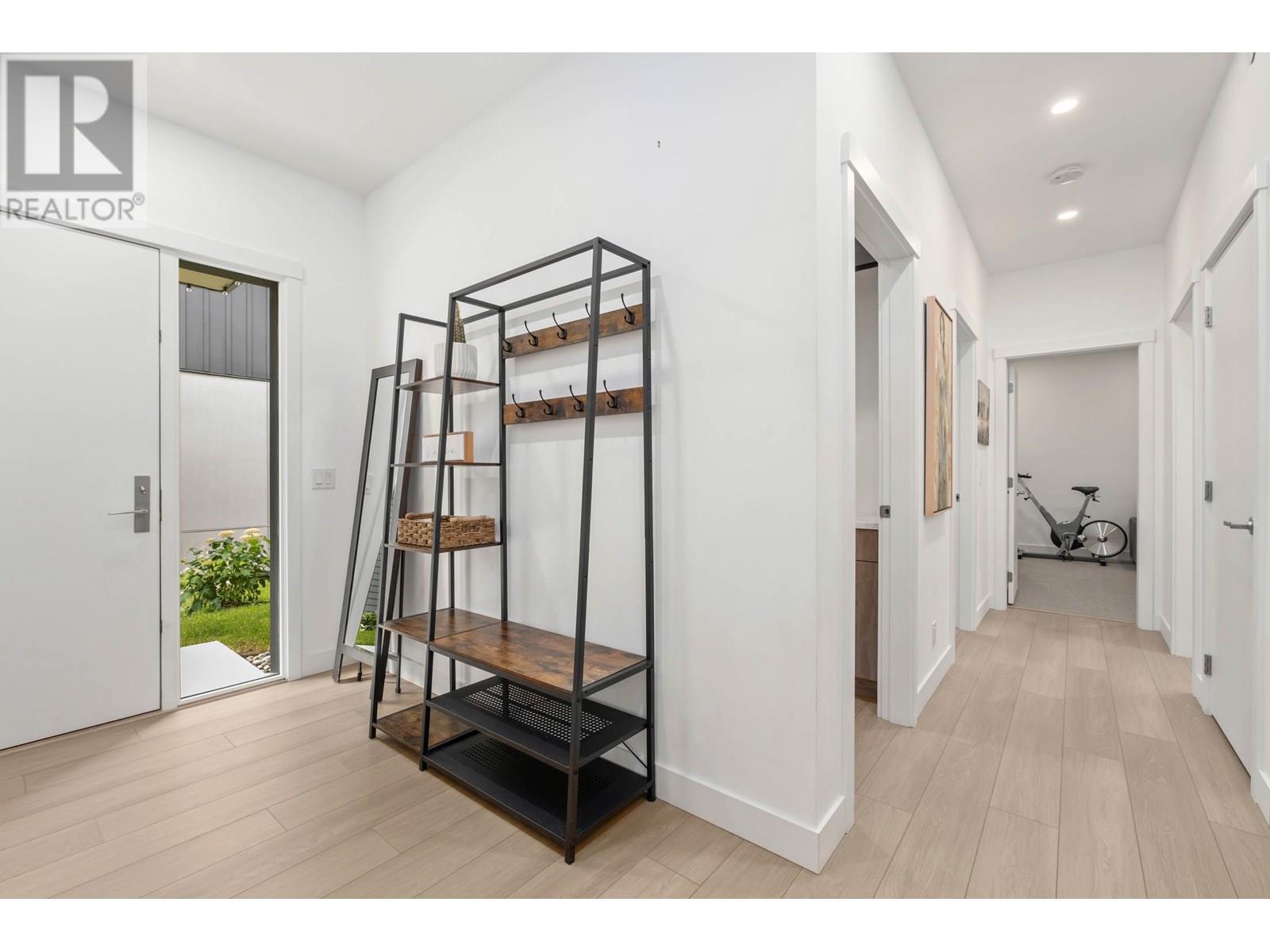 4000 Sunstone Way #36 Property Photo 23