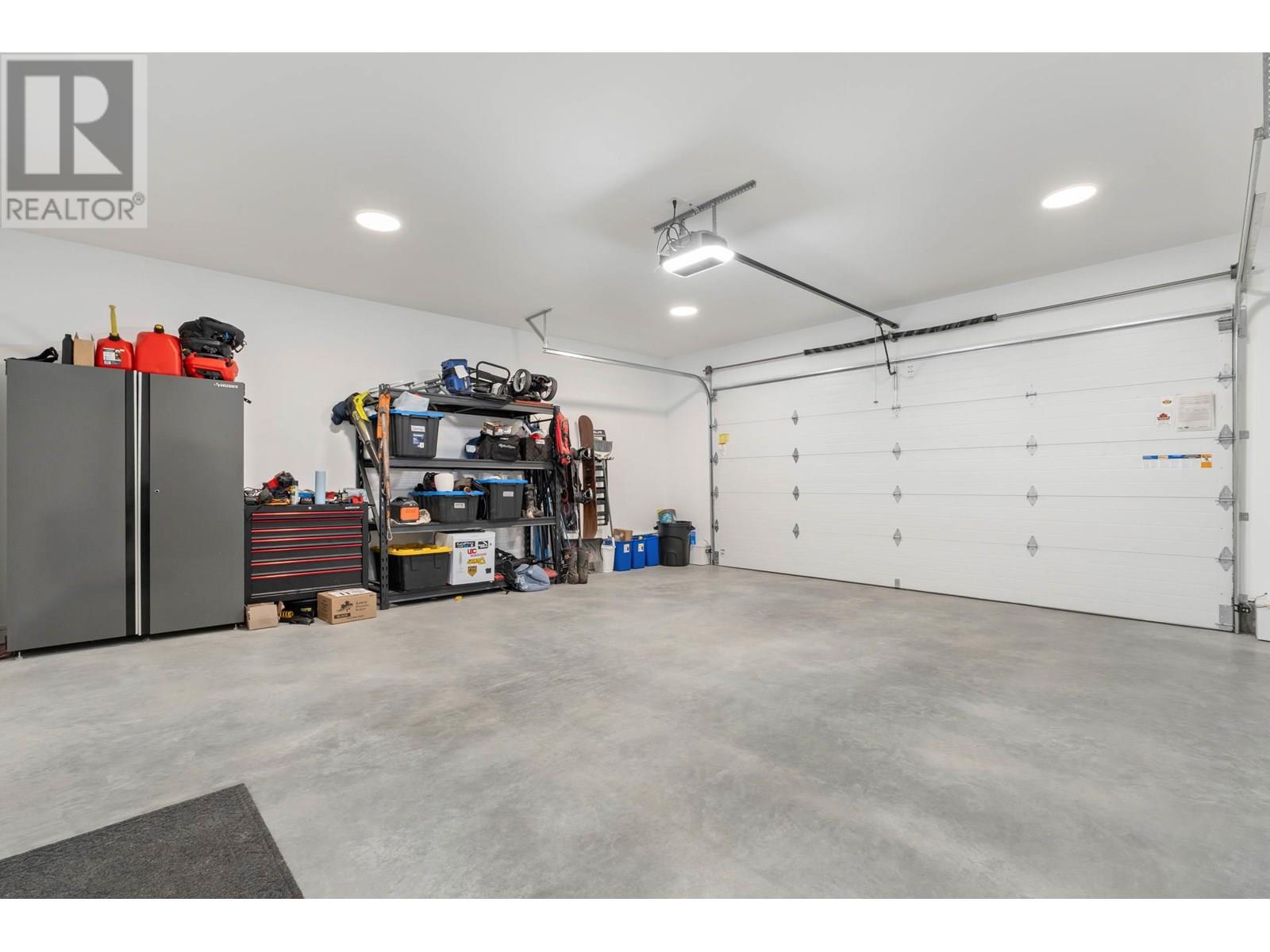 4000 Sunstone Way #36 Property Photo 35