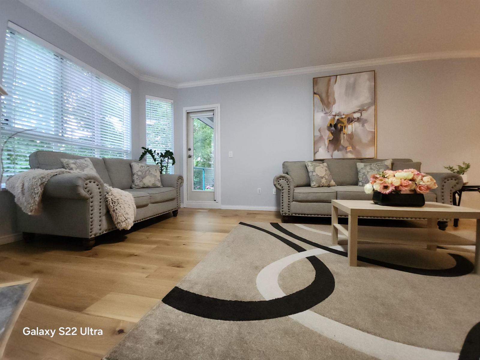 304 5646 200 STREET Property Photo 1