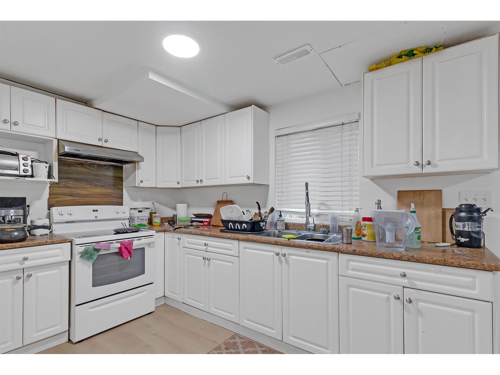 8841 140a Property Photo 24