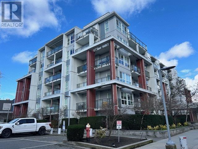 703 10033 RIVER DRIVE Property Photo 1