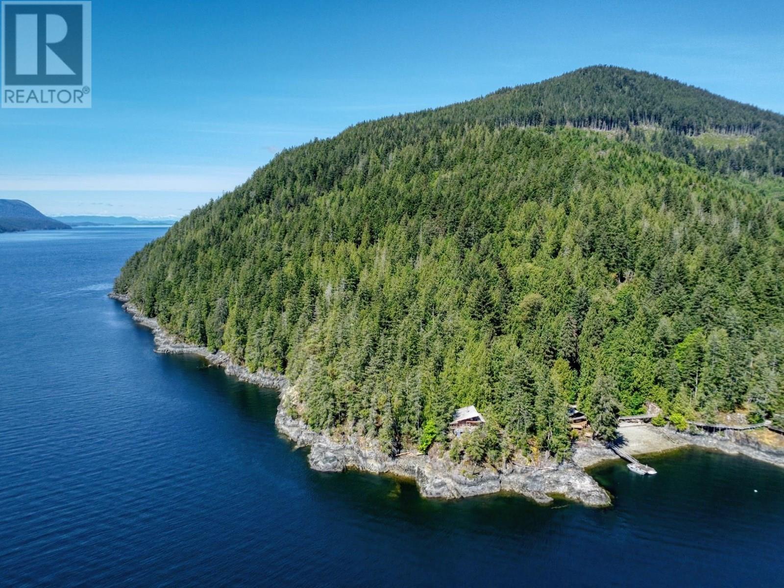 Block 1 JERVIS INLET BEACH Property Photo 1