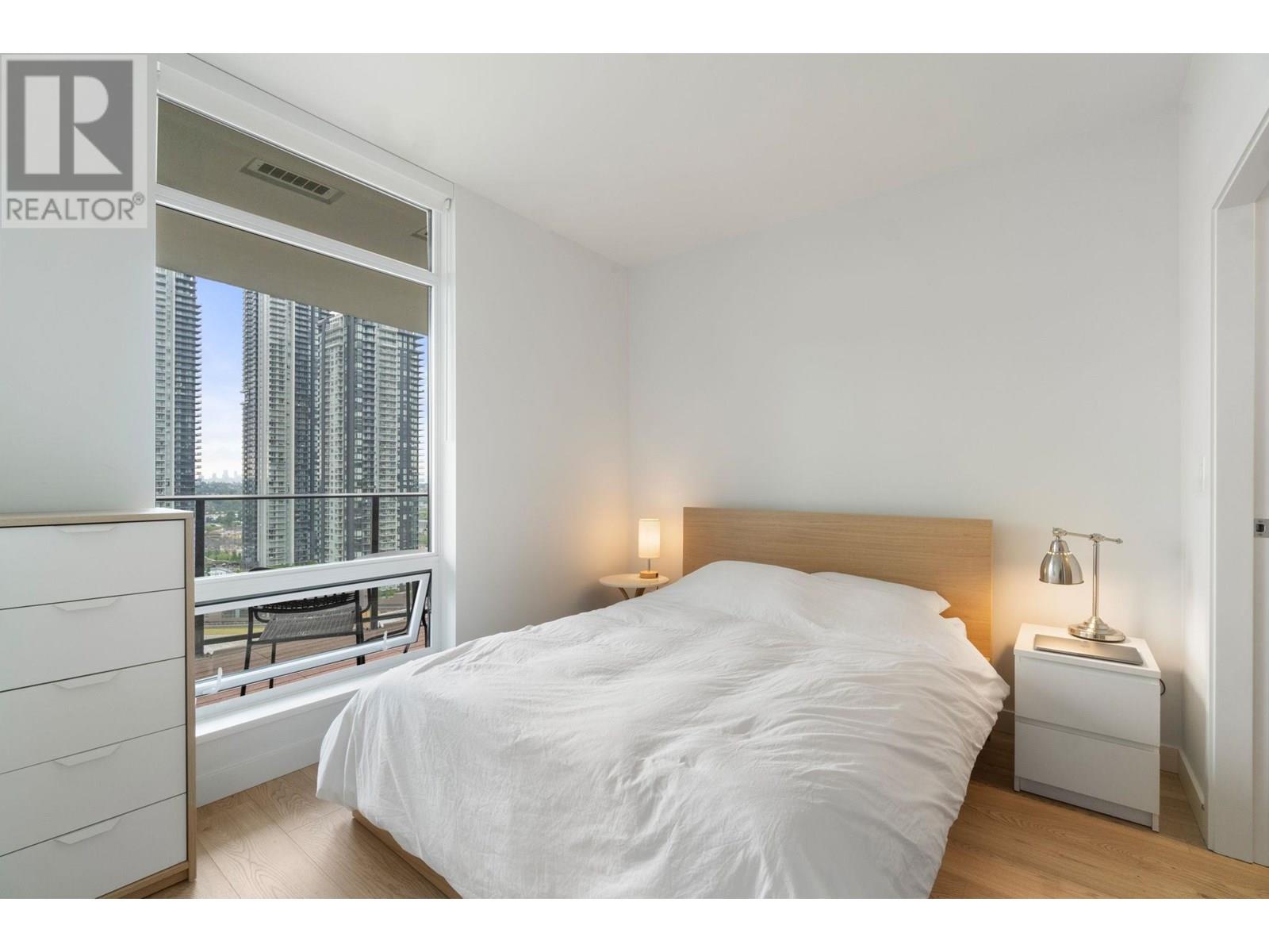 2103 2181 Madison Avenue Property Photo 8