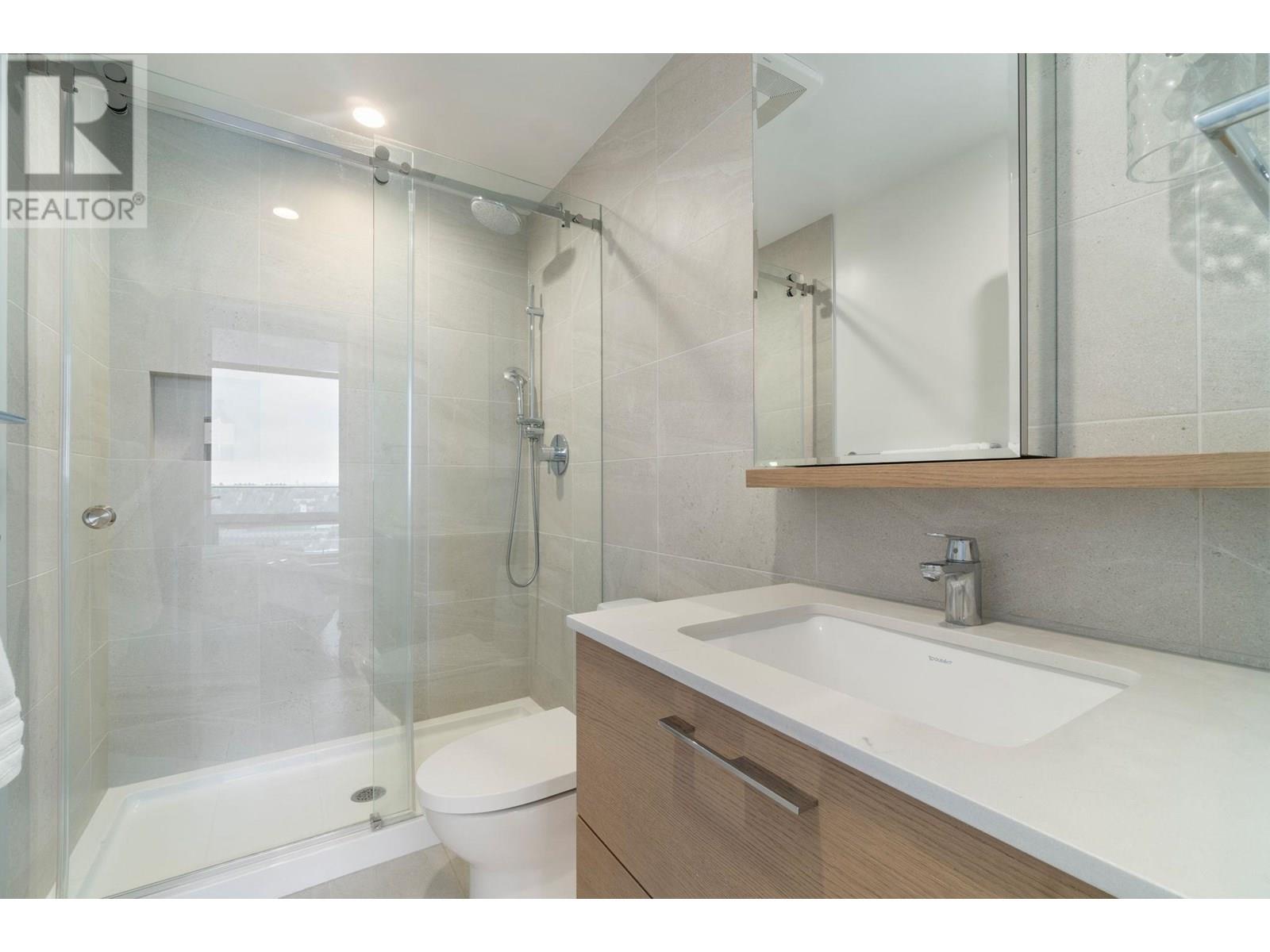 2103 2181 Madison Avenue Property Photo 11