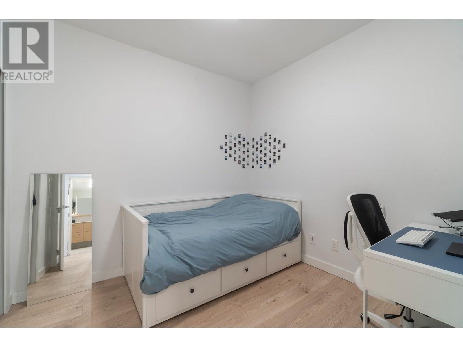 2103 2181 Madison Avenue Property Photo 12