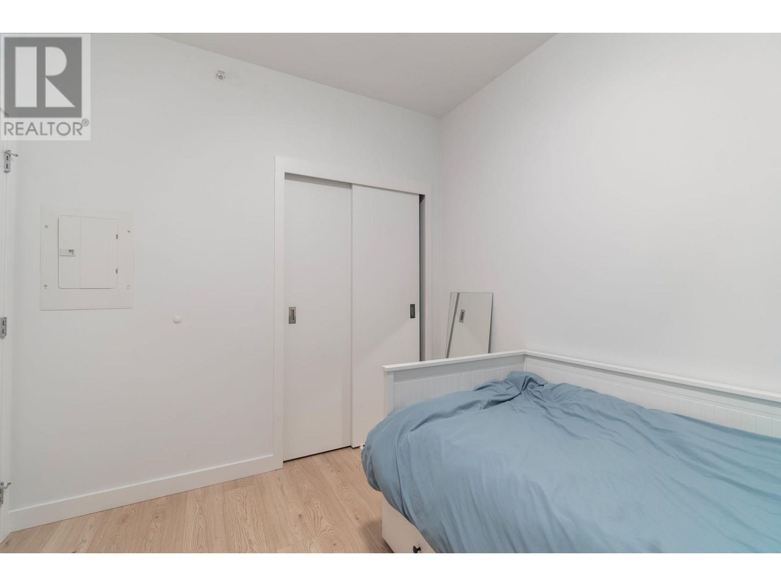 2103 2181 Madison Avenue Property Photo 13
