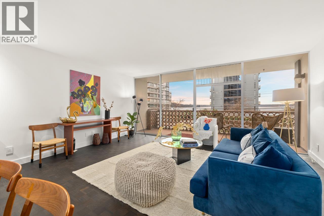 101 2135 Argyle Avenue Property Photo 3