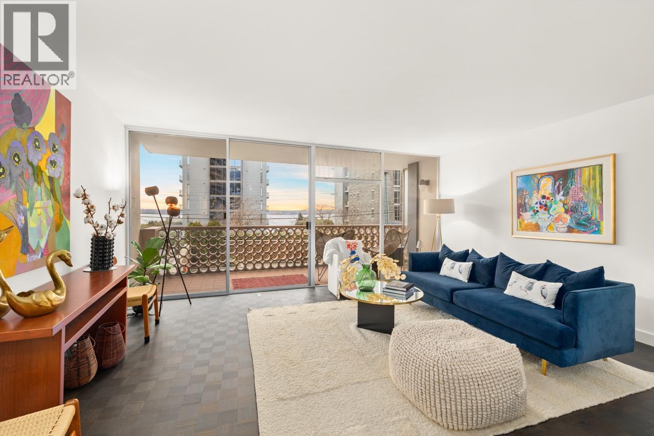 101 2135 Argyle Avenue Property Photo 4