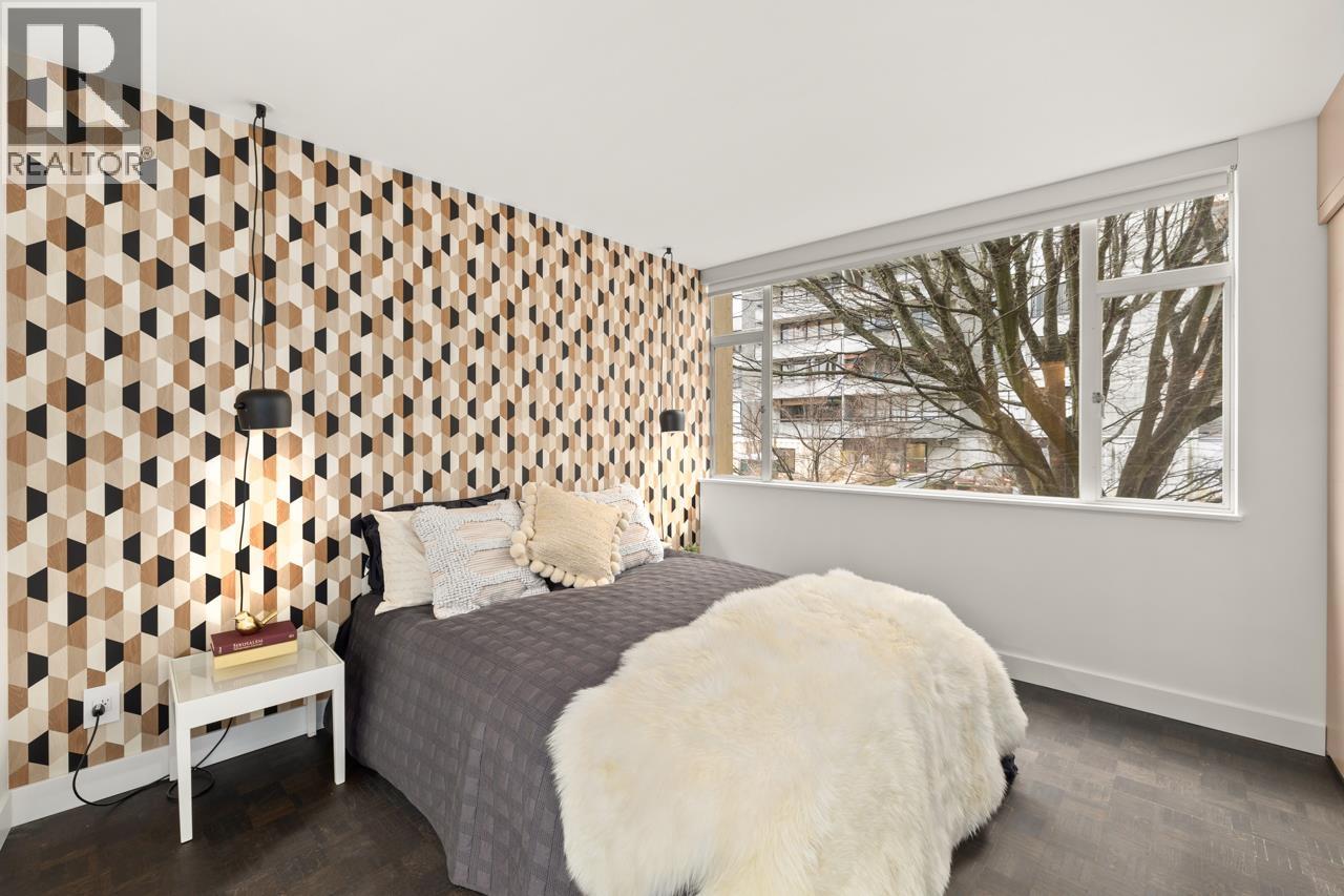 101 2135 Argyle Avenue Property Photo 18