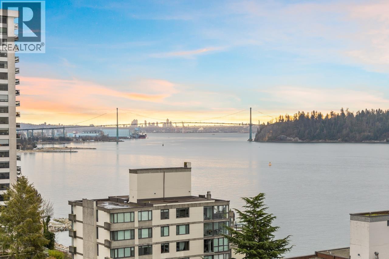 101 2135 Argyle Avenue Property Photo 30