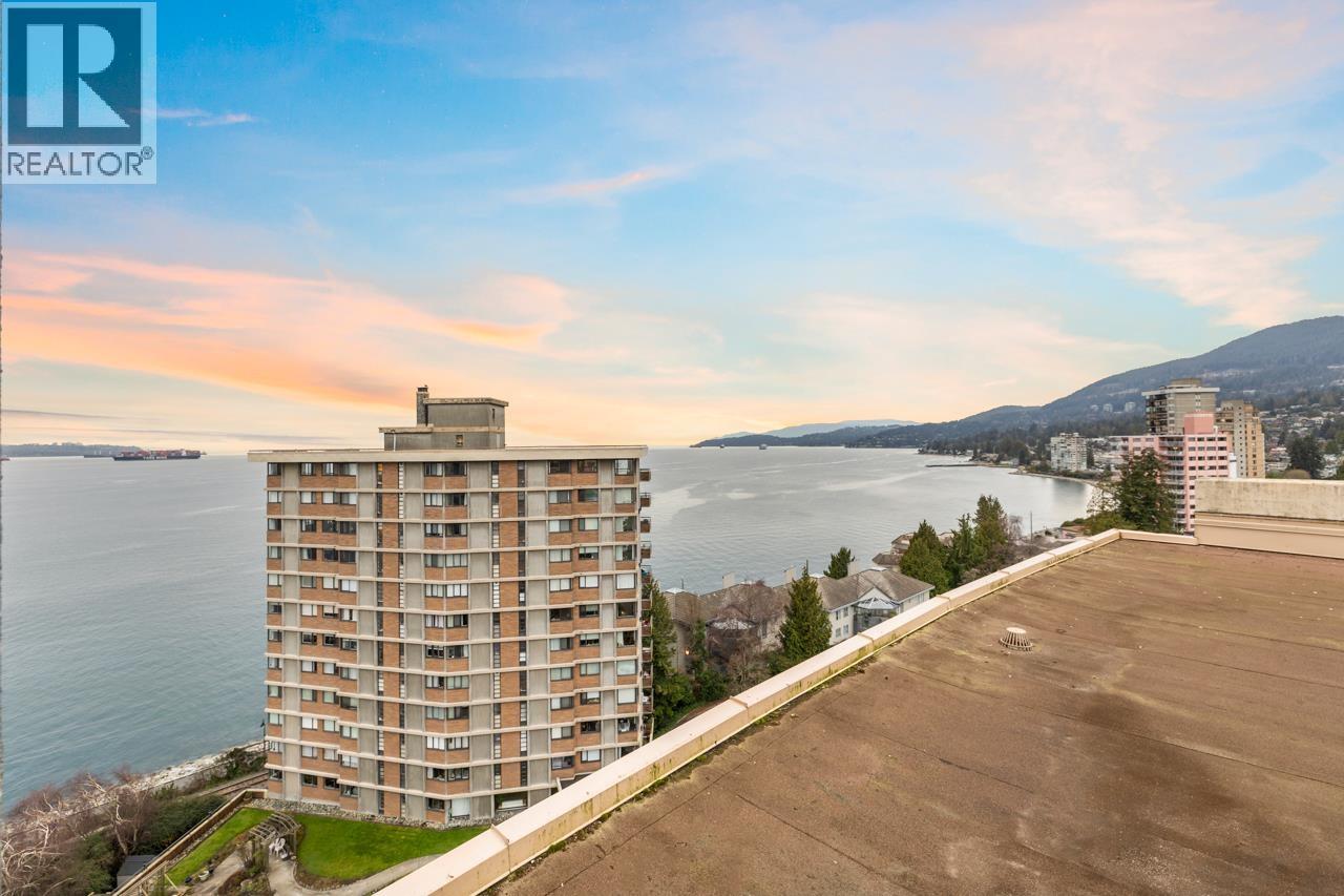 101 2135 Argyle Avenue Property Photo 31