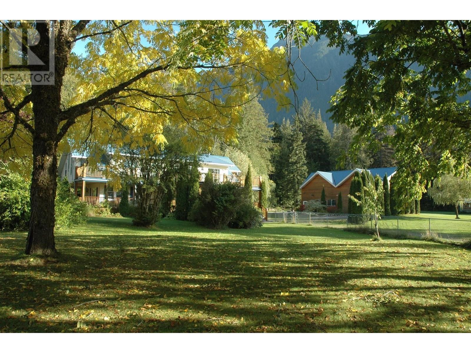 877 Mackenzie Hwy 20 Highway Property Photo 1