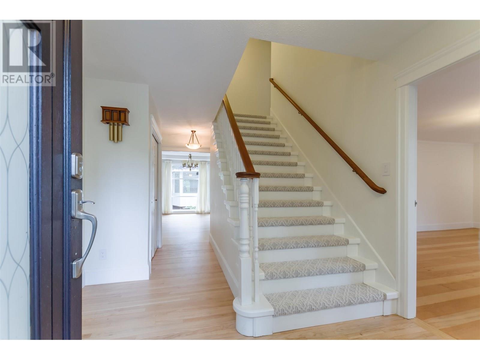 12409 214 Street Property Photo 2