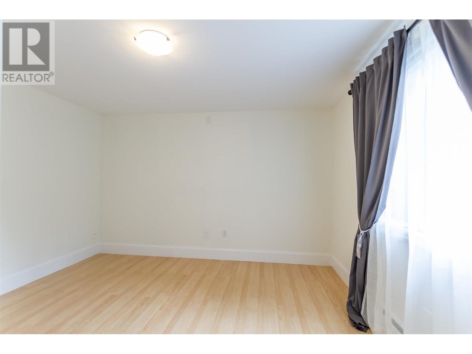 12409 214 Street Property Photo 15