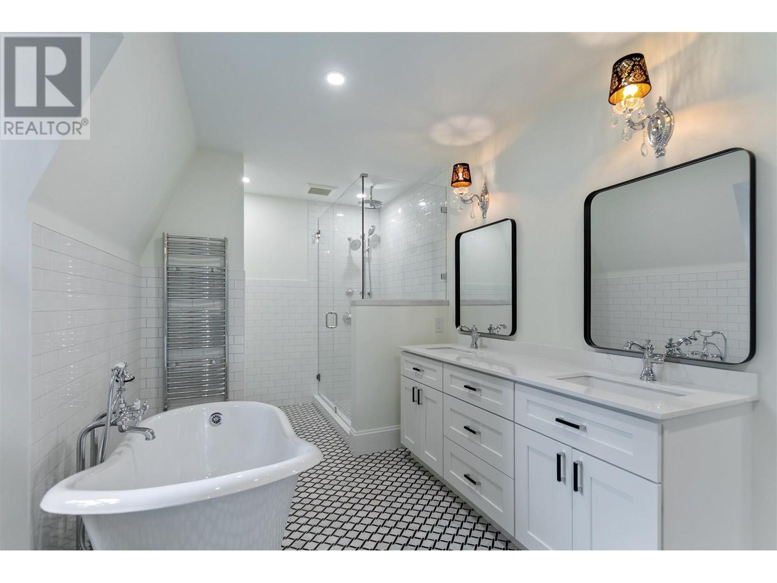 12409 214 Street Property Photo 20