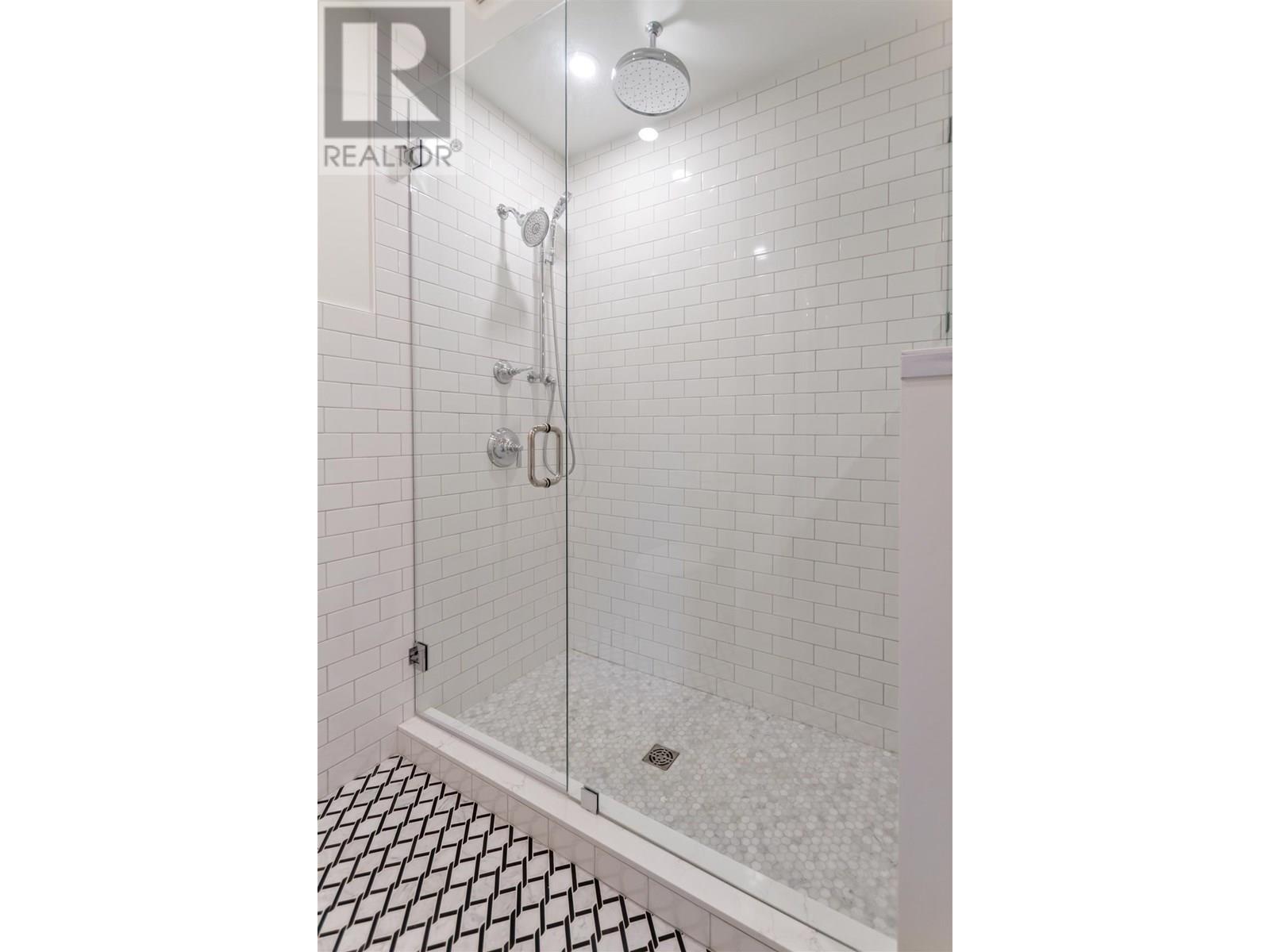 12409 214 Street Property Photo 21