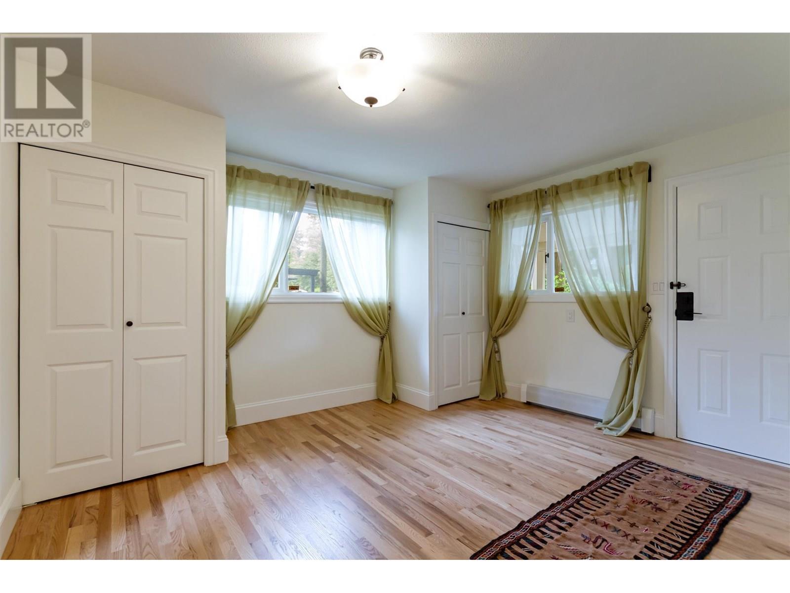 12409 214 Street Property Photo 33