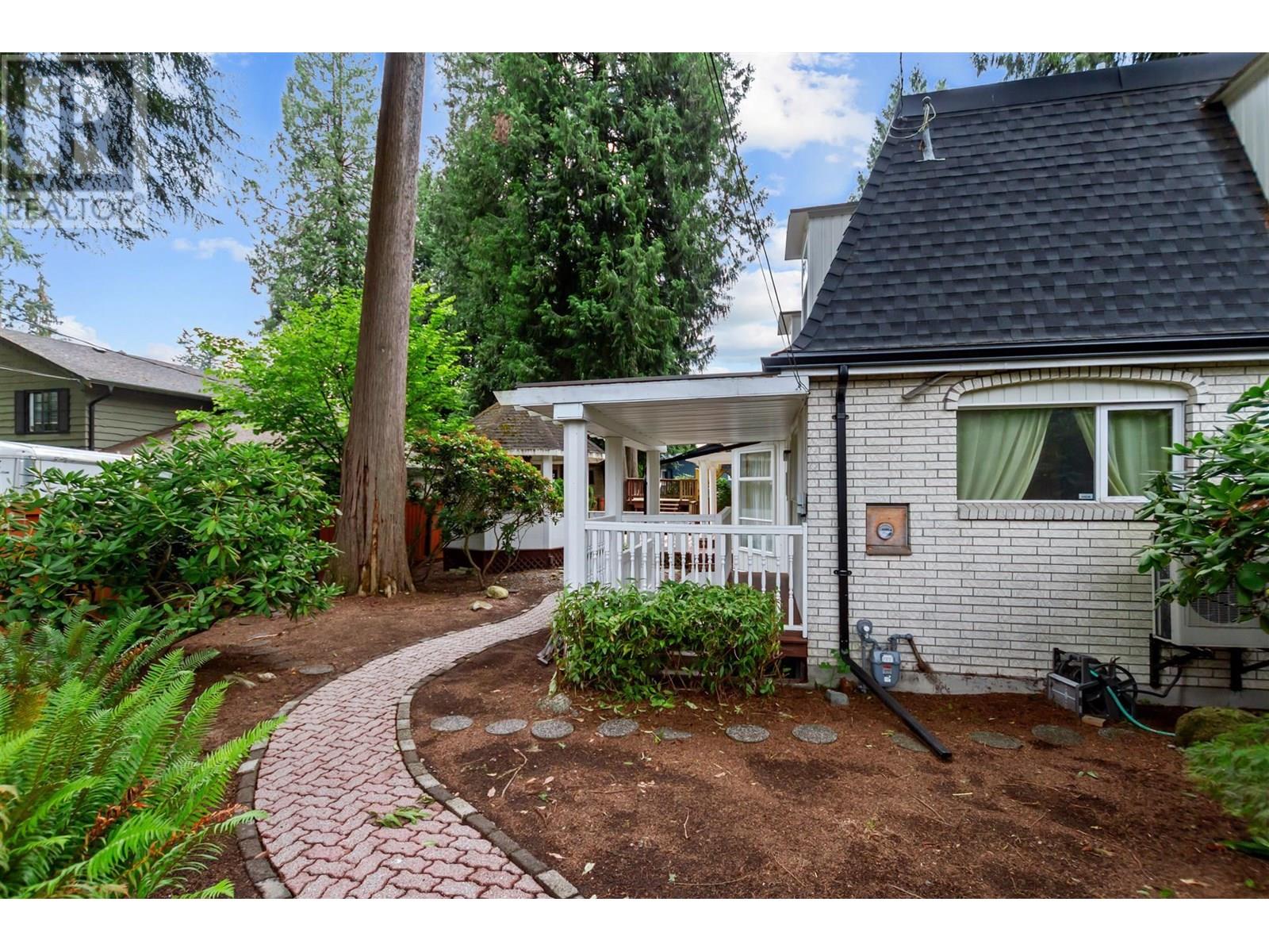 12409 214 Street Property Photo 37