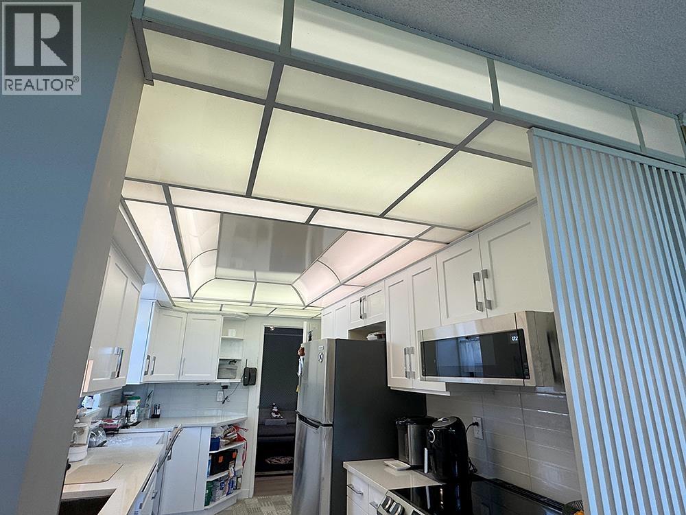 6611 Minoru Boulevard #405 Property Photo 1