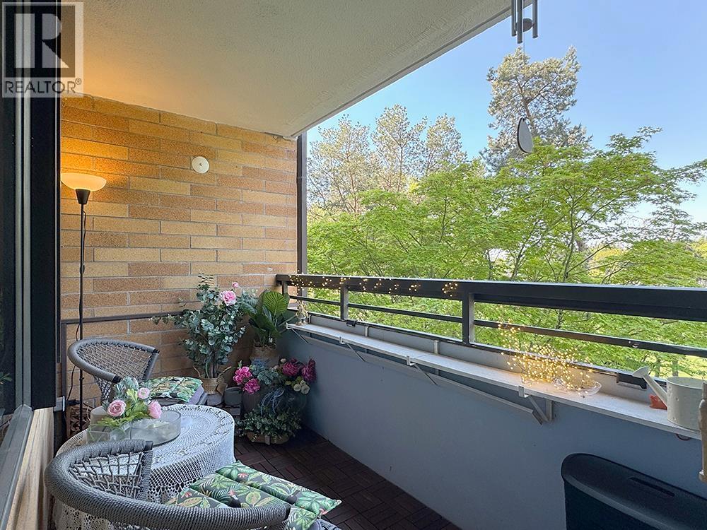 6611 Minoru Boulevard #405 Property Photo 2