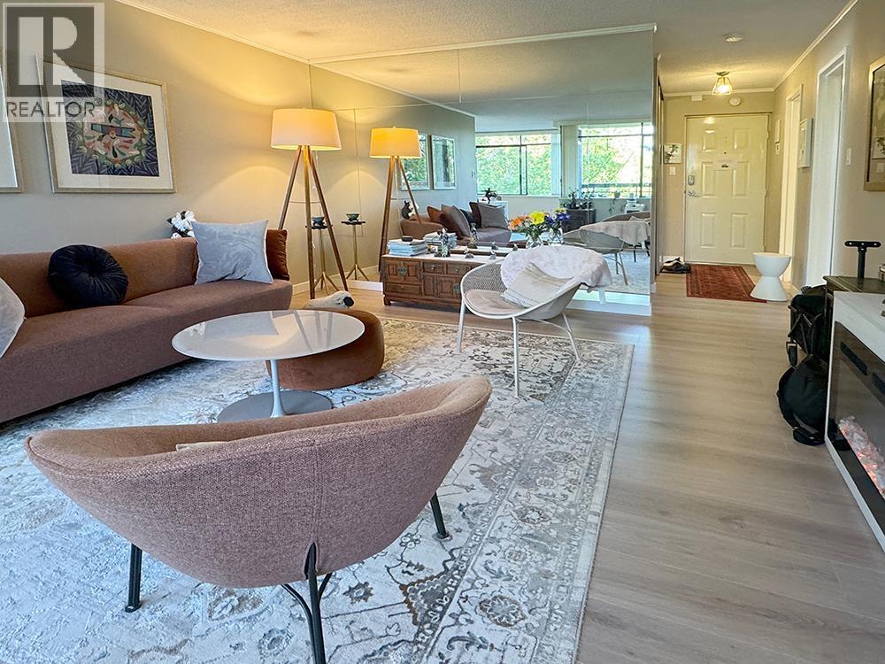 6611 Minoru Boulevard #405 Property Photo 4