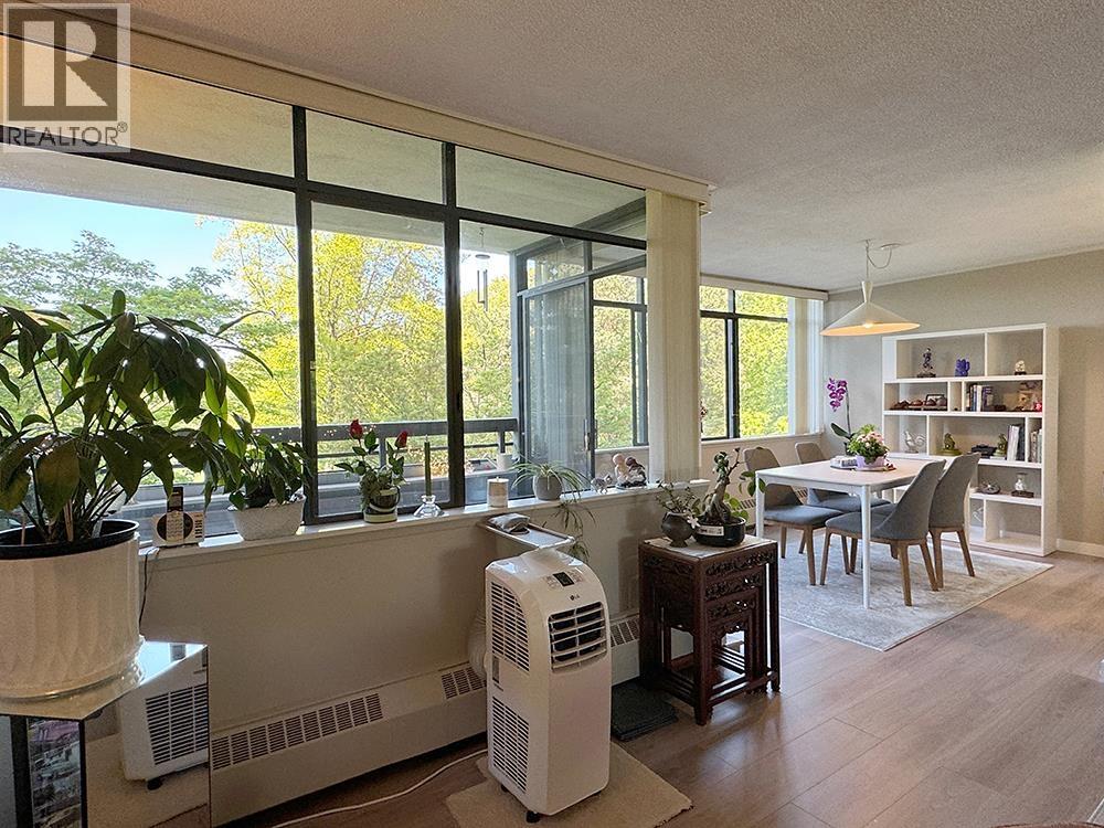 6611 Minoru Boulevard #405 Property Photo 9