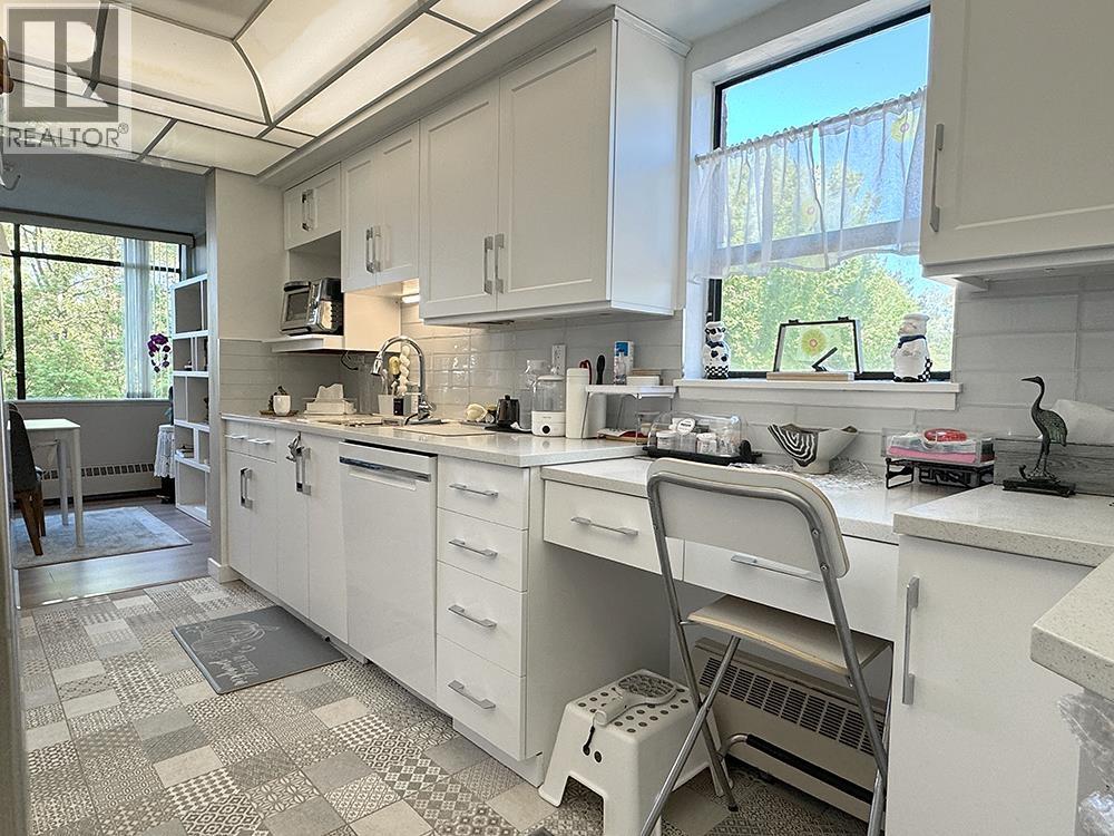 6611 Minoru Boulevard #405 Property Photo 24