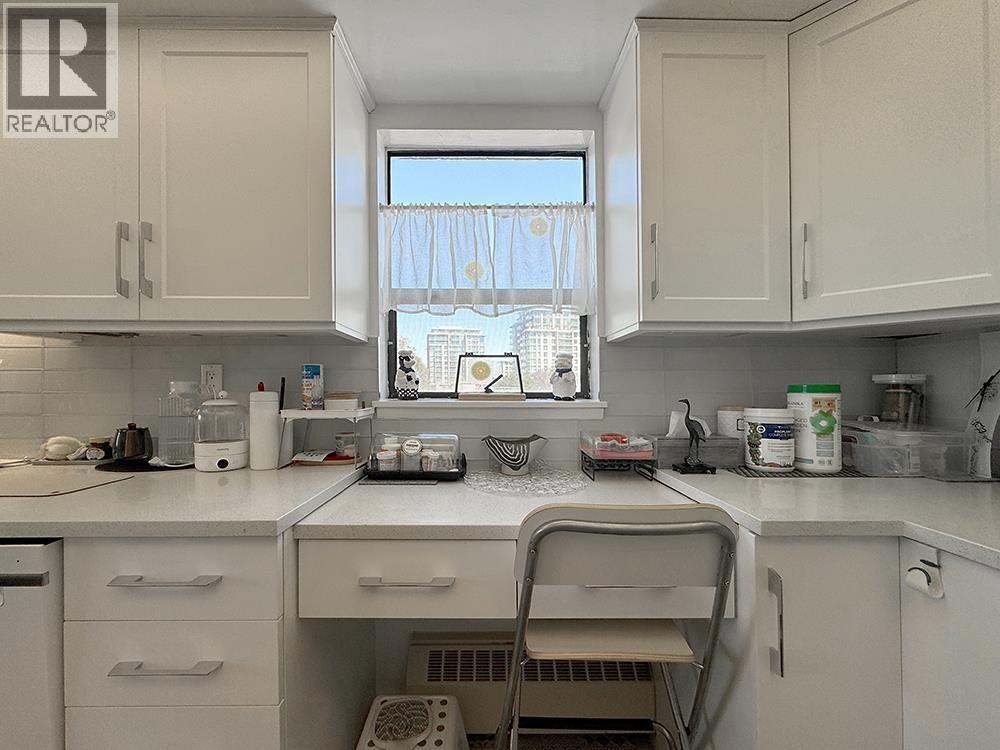 6611 Minoru Boulevard #405 Property Photo 25