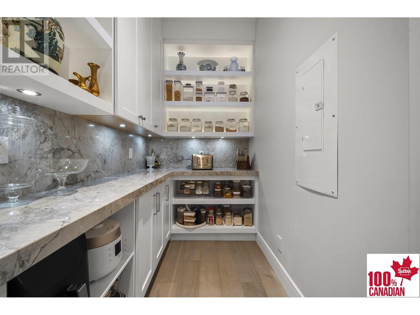 8258 Government Road Property Photo 19