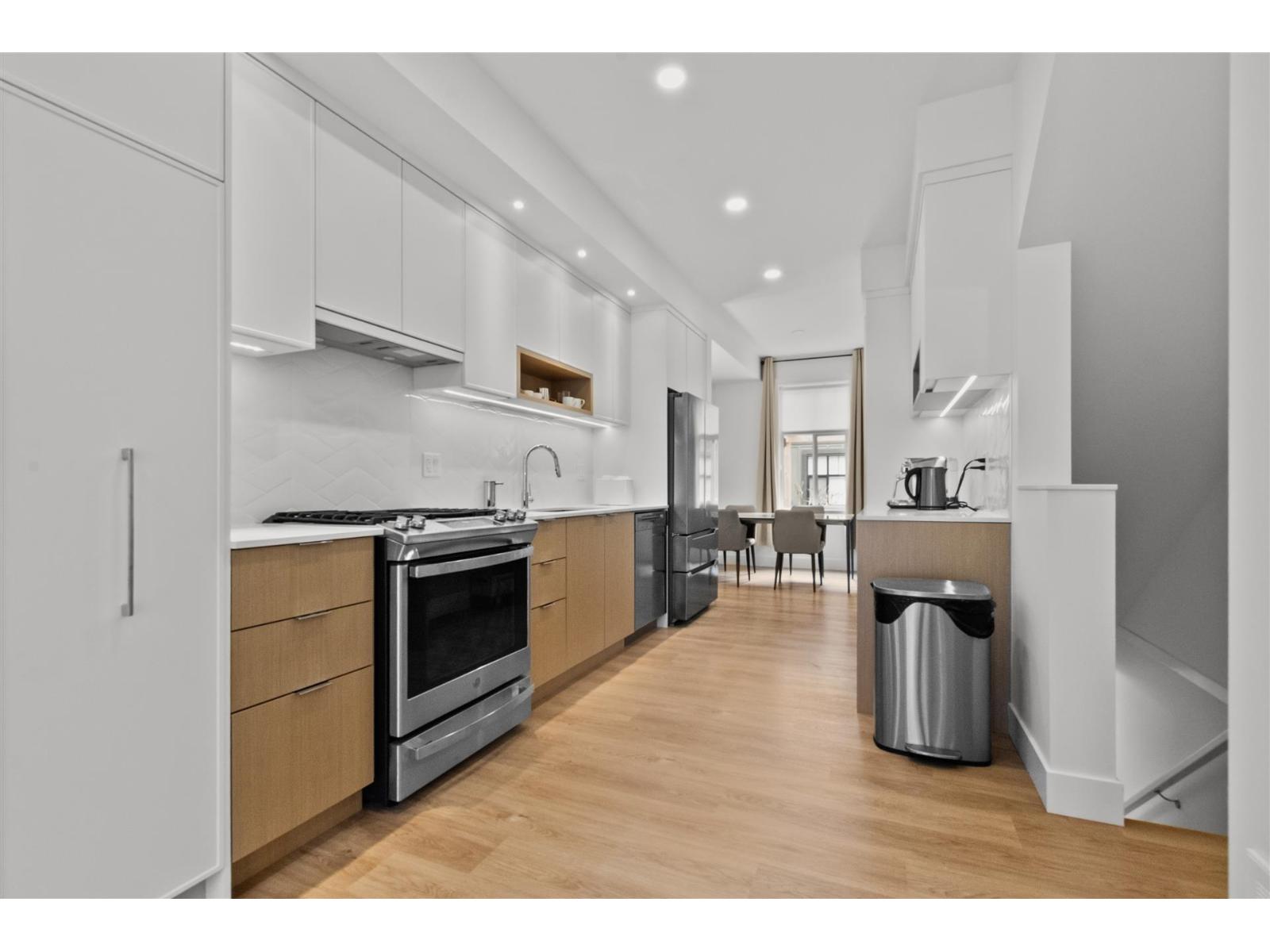 2350 165 #31 Property Photo 5