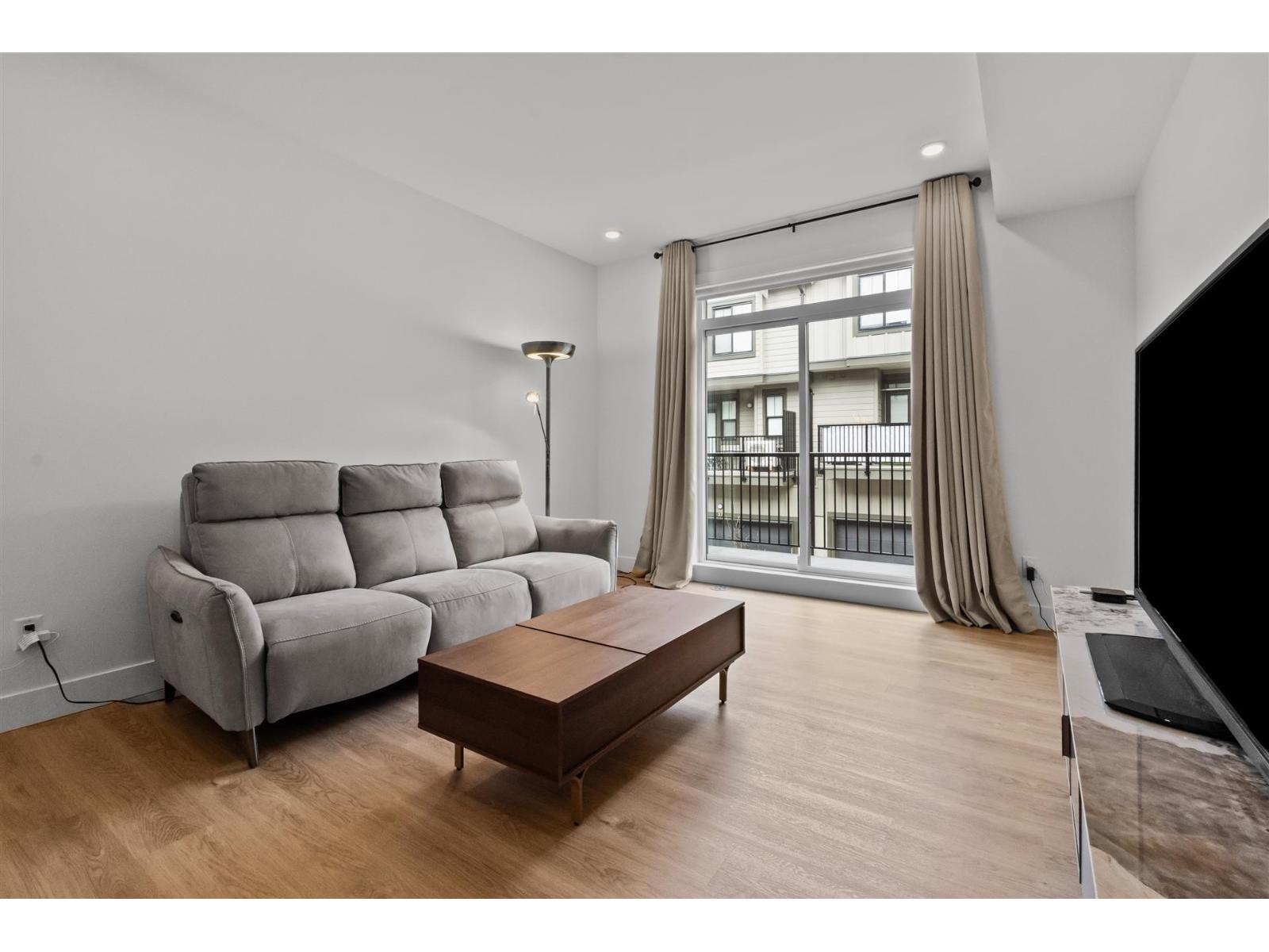 2350 165 #31 Property Photo 7