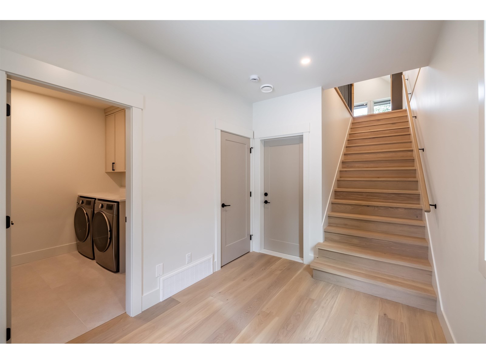 23128 96 Avenue Property Photo 3