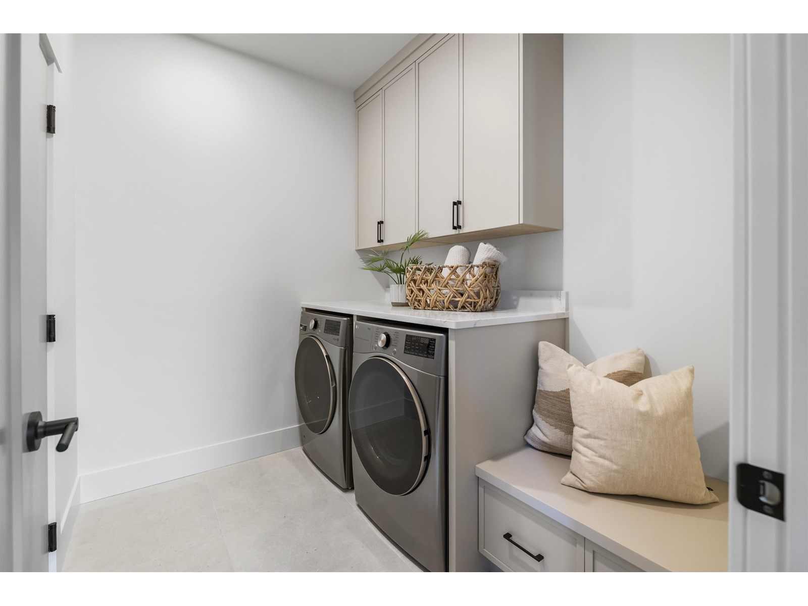 23128 96 Avenue Property Photo 5