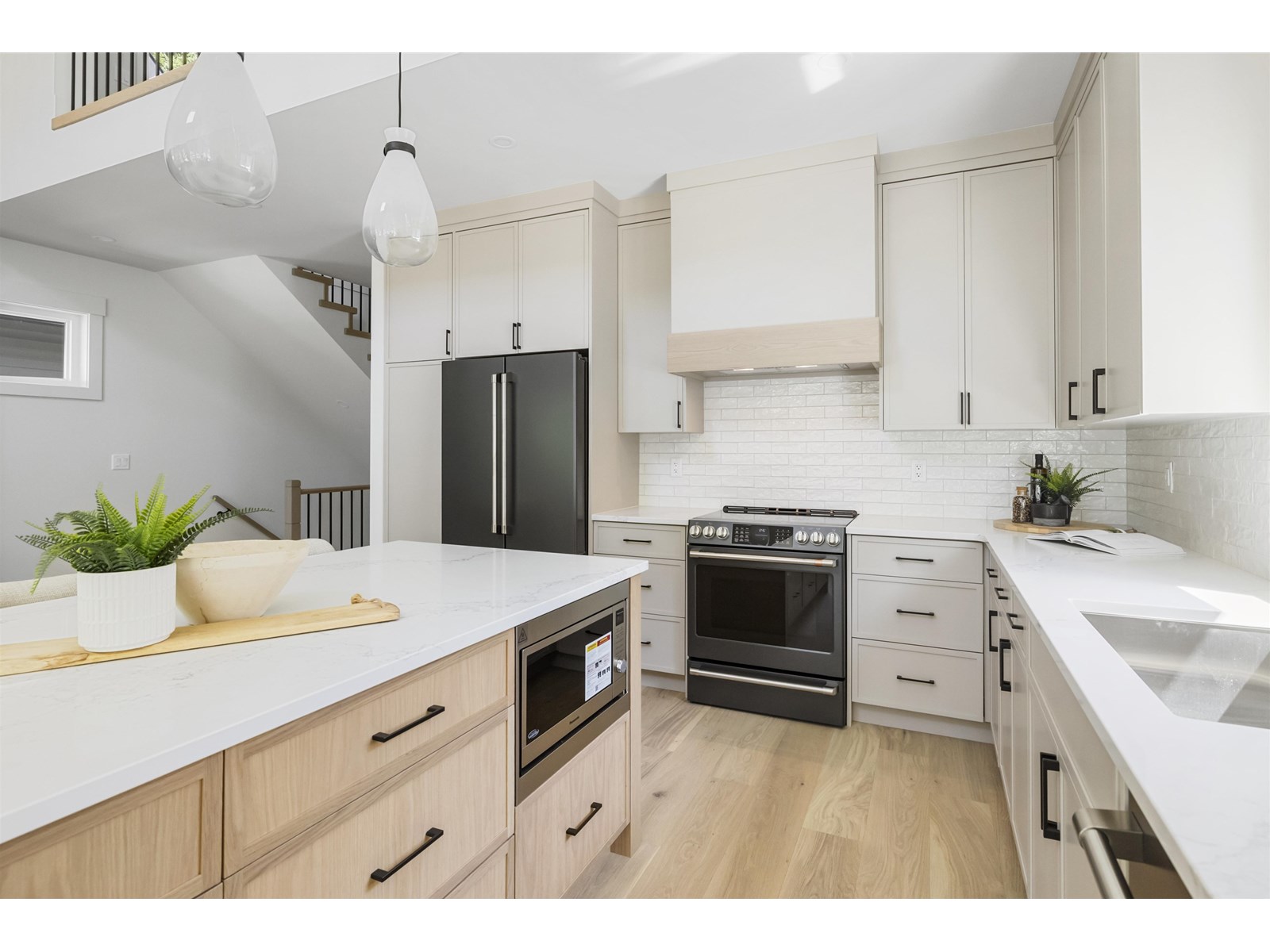 23128 96 Avenue Property Photo 11