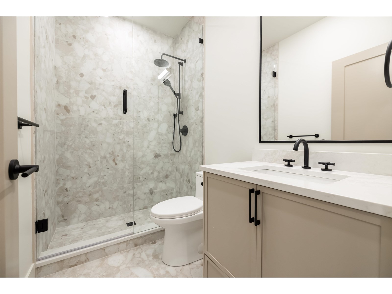 23128 96 Avenue Property Photo 16