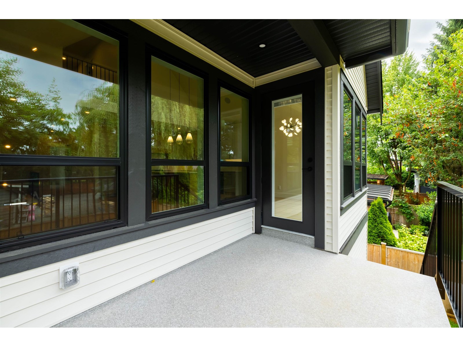 23128 96 Avenue Property Photo 29