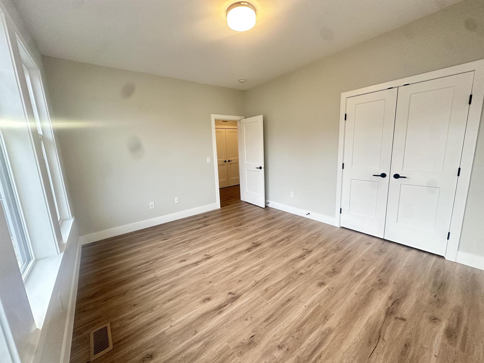 1973 Sparrow Hawk Place, Mt Woodside Property Photo 5