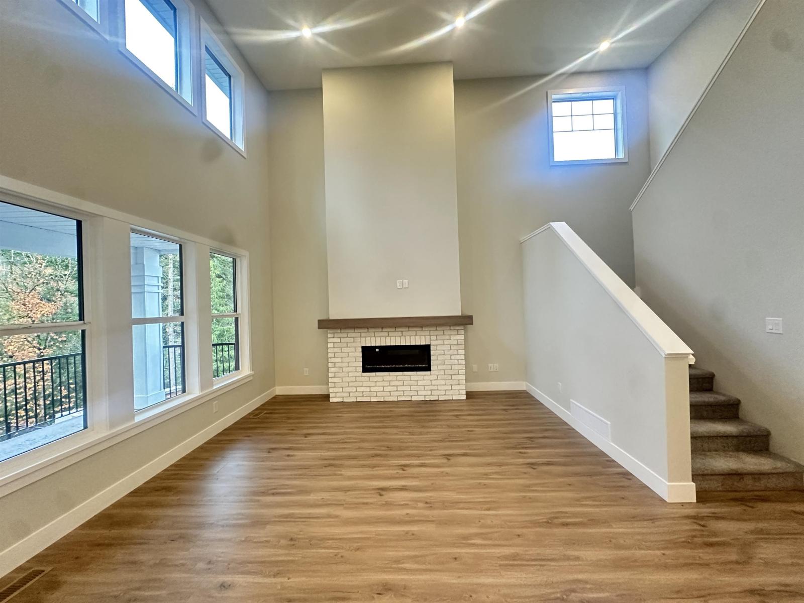 1973 Sparrow Hawk Place, Mt Woodside Property Photo 10