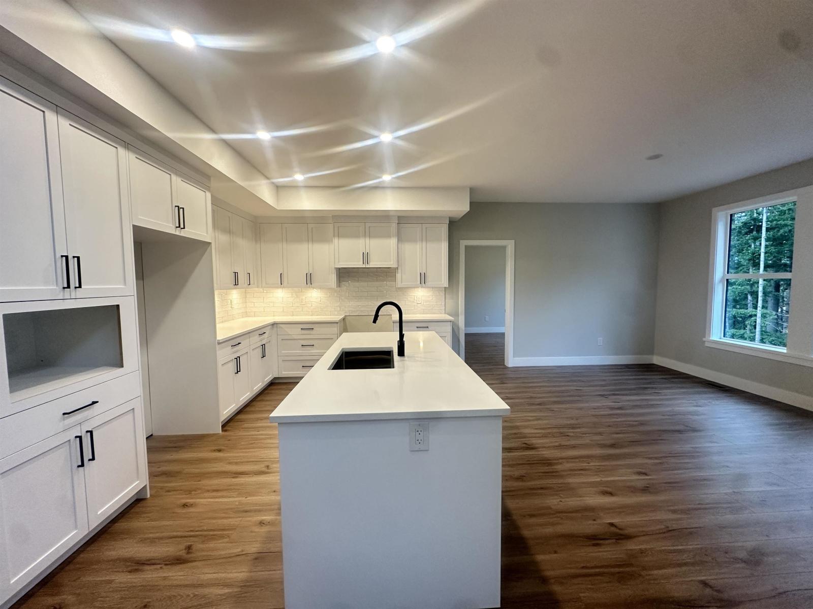 1973 Sparrow Hawk Place, Mt Woodside Property Photo 12