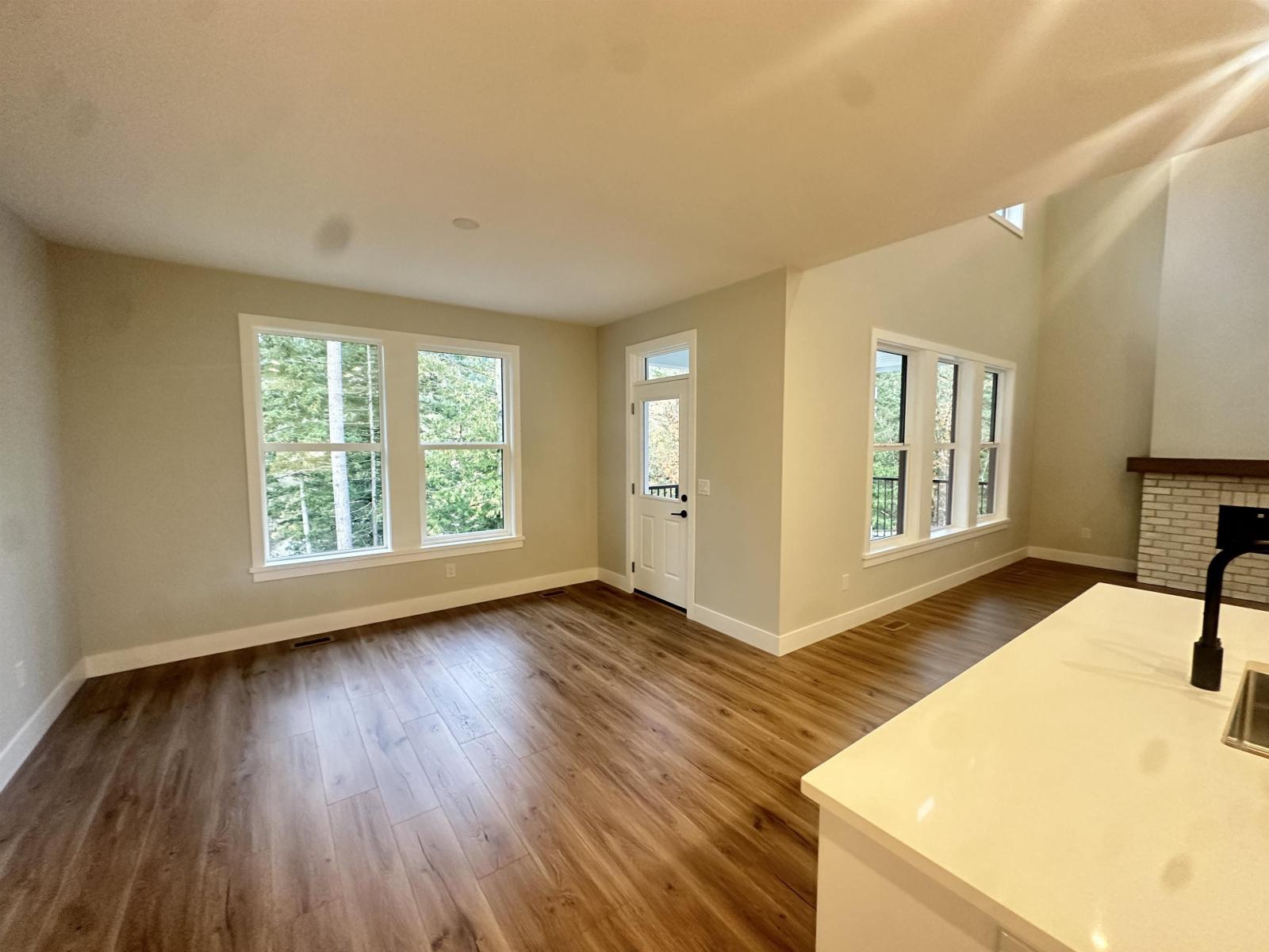 1973 Sparrow Hawk Place, Mt Woodside Property Photo 13