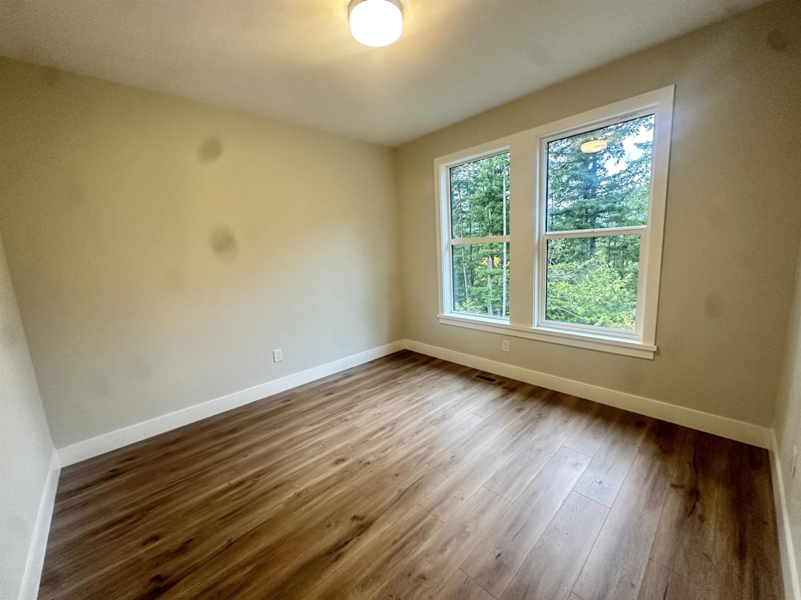 1973 Sparrow Hawk Place, Mt Woodside Property Photo 14