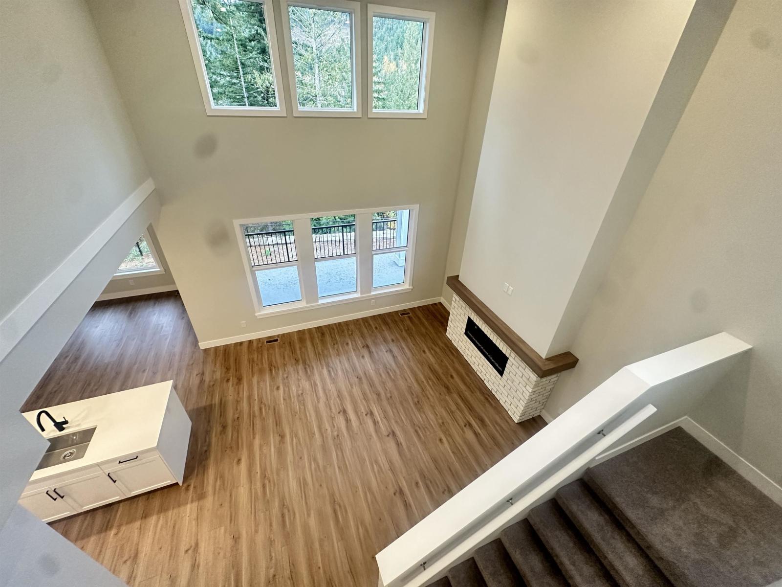 1973 Sparrow Hawk Place, Mt Woodside Property Photo 17