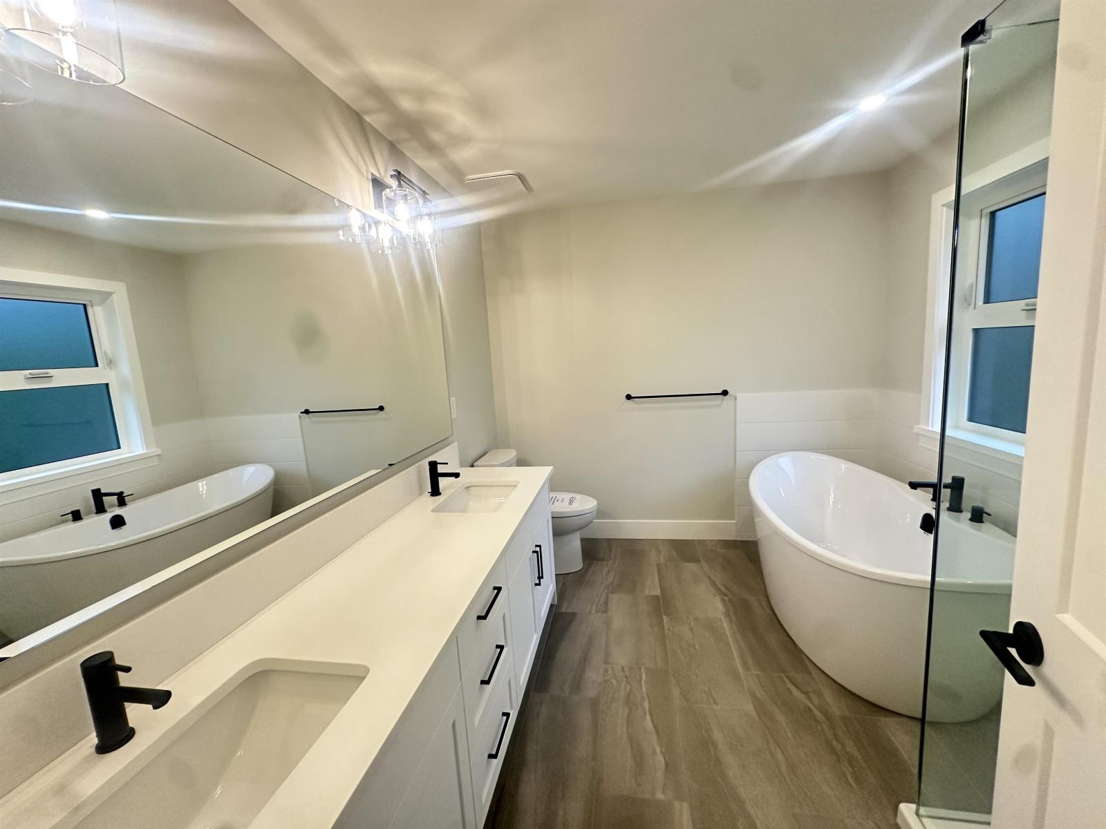 1973 Sparrow Hawk Place, Mt Woodside Property Photo 20