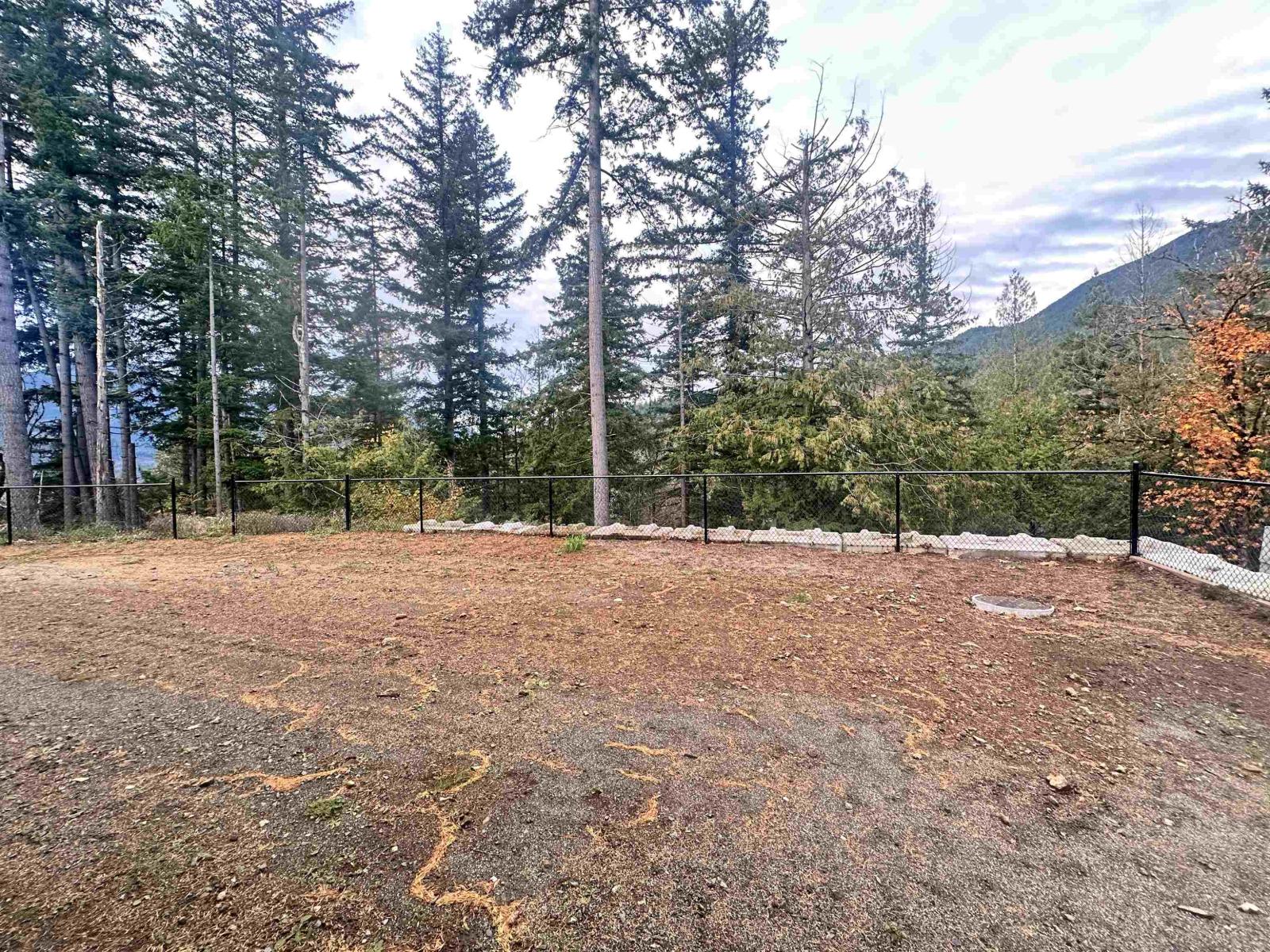 1973 Sparrow Hawk Place, Mt Woodside Property Photo 37