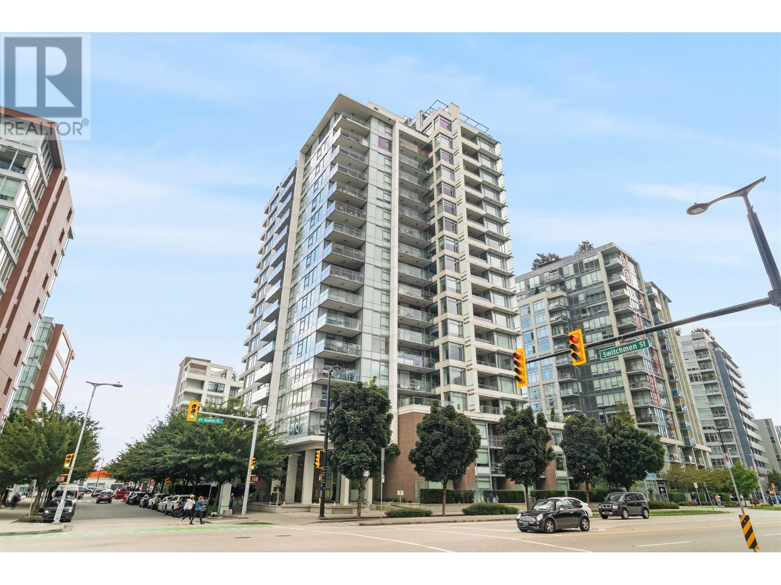 1909 110 SWITCHMEN STREET Property Photo 1