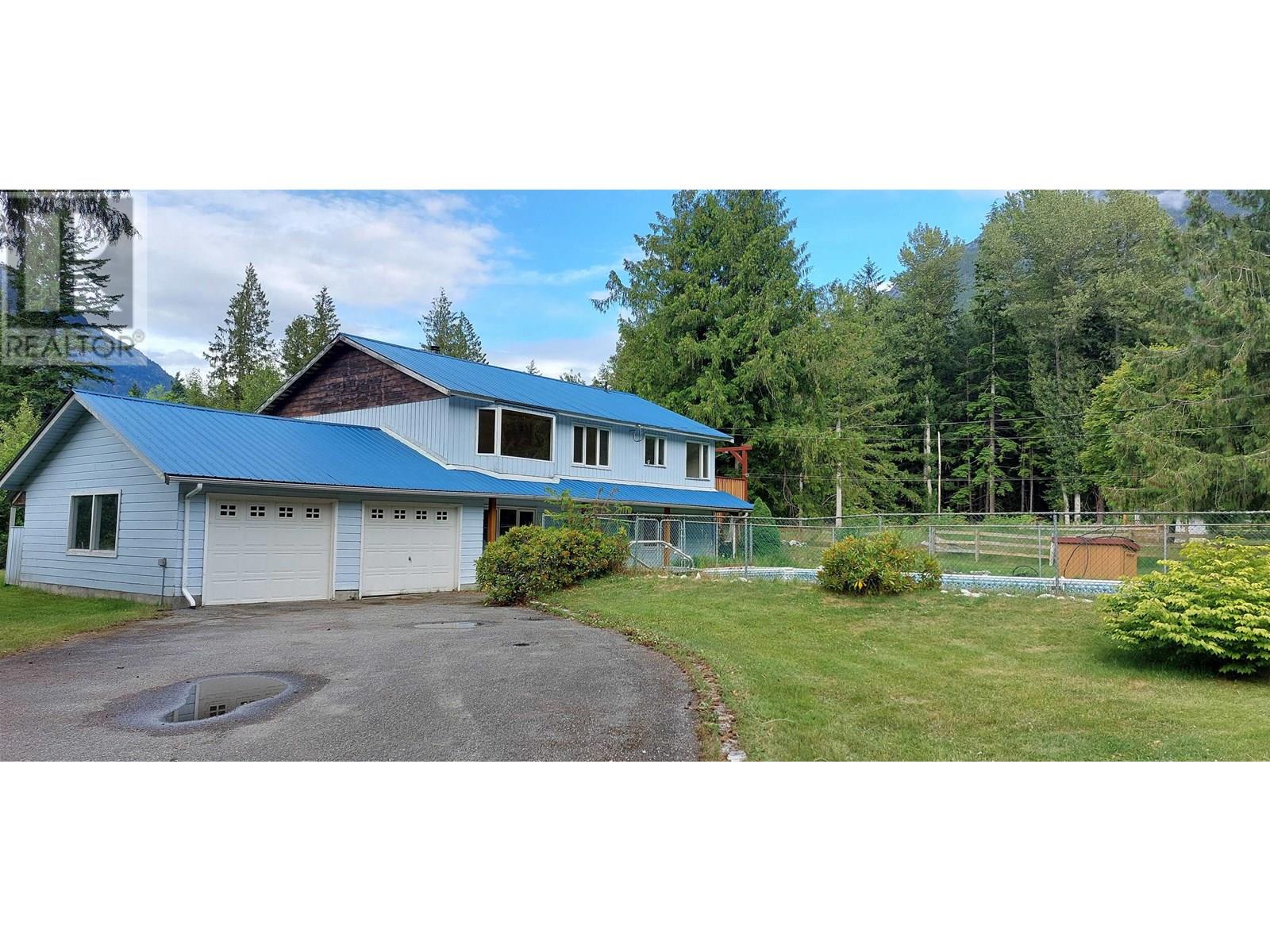 2448 MACKENZIE HIGHWAY