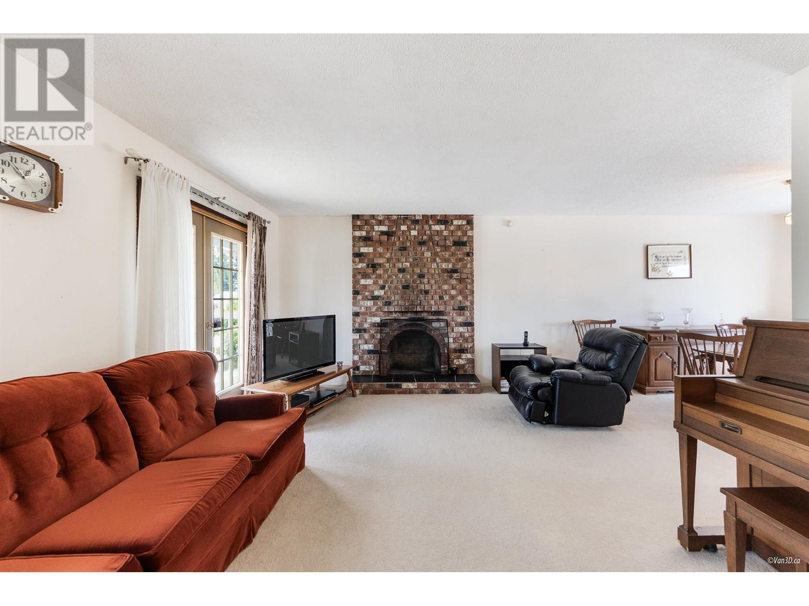 1632 Como Lake Avenue Property Photo 1