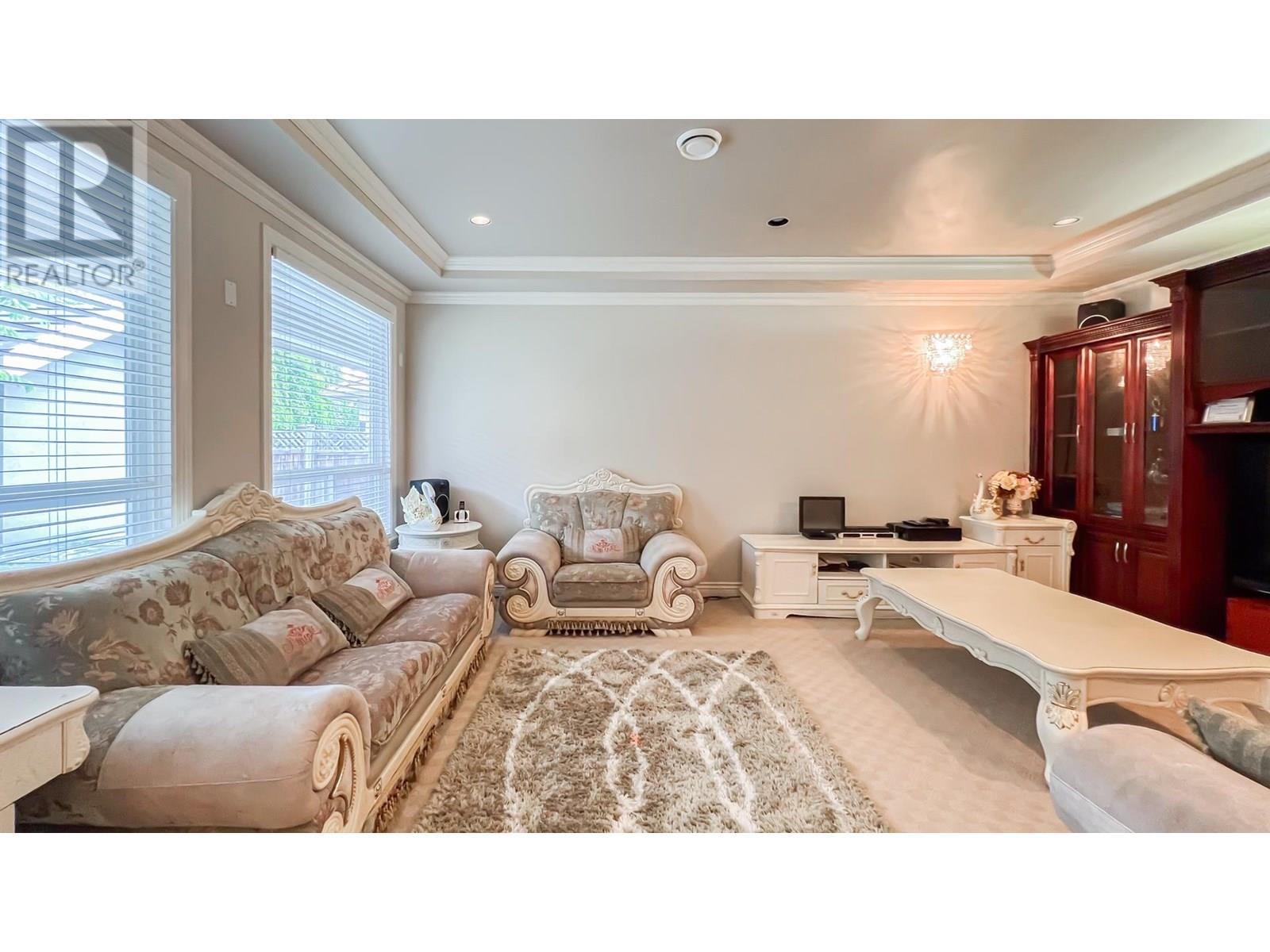 6571 Chatsworth Road Property Photo 6