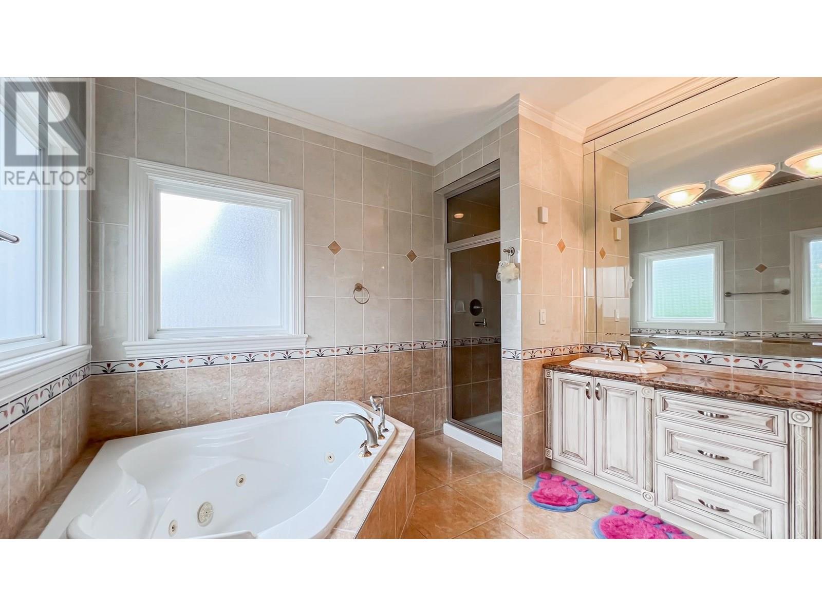 6571 Chatsworth Road Property Photo 24