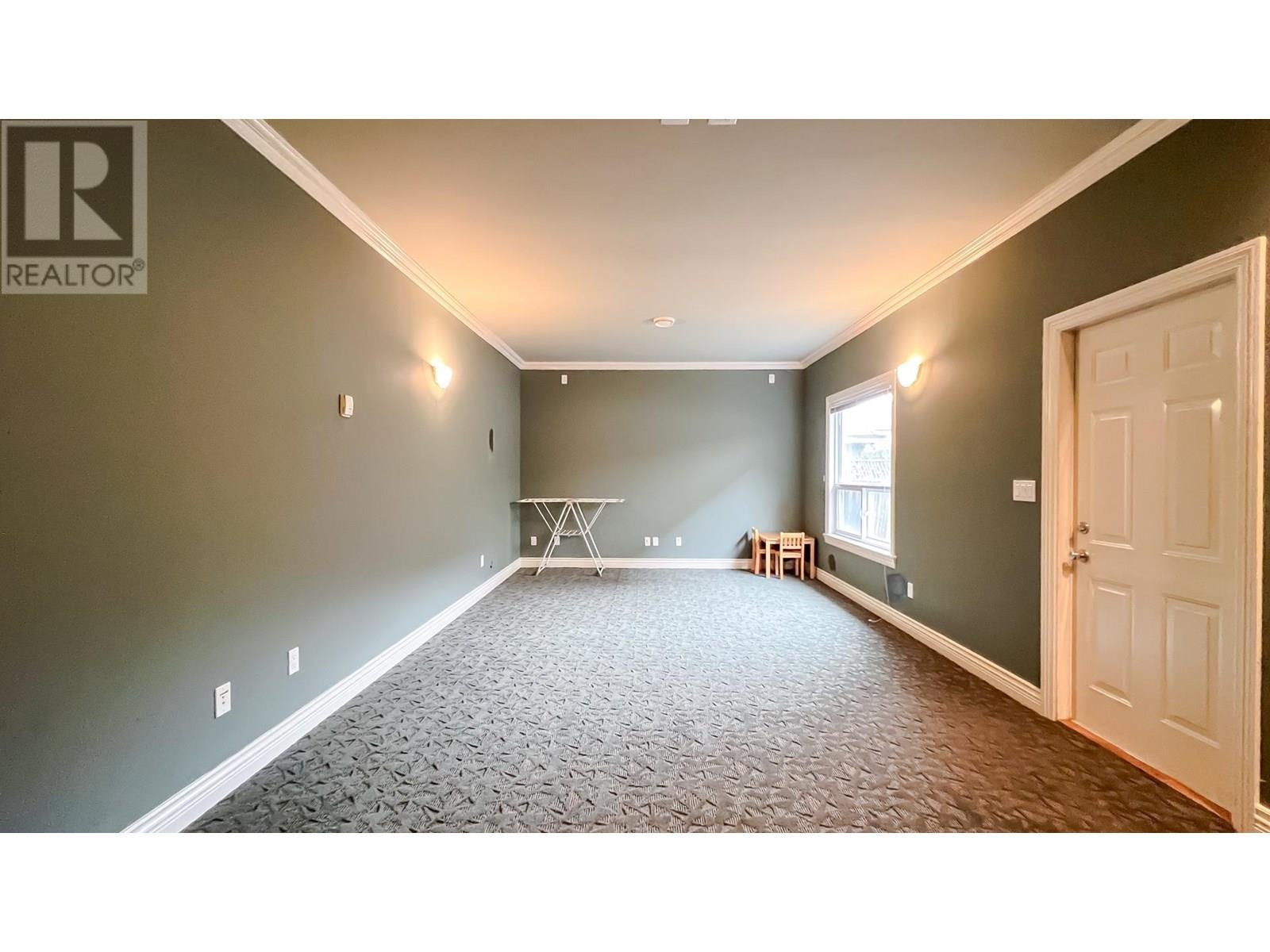 6571 Chatsworth Road Property Photo 32